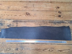 Morceau de vache tannage végétal - Café - Cuir en Stock