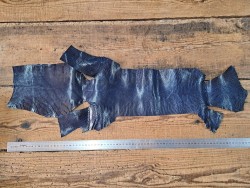 Lot de 2 peaux de cuir de lézard - A - Cuirenstock