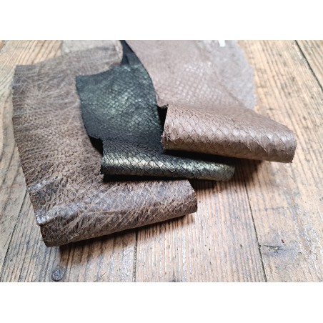 3 peaux uniques - Saumon - H - Cuir en Stock
