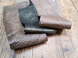 3 peaux uniques - Saumon - H - Cuir en Stock
