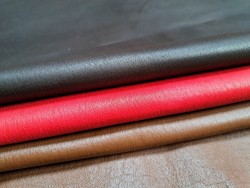 Lot de 3 peaux de cuir stretch - couleurs diverses - Cuir en Stock