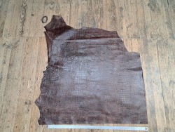 Morceau de cuir de veau grain crocodile effet vieilli - Marron - A