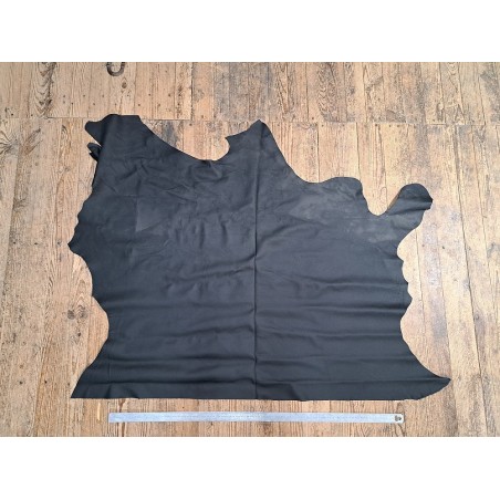 Morceau de cuir de vache grainé - Noir mat - B - Cuir en Stock