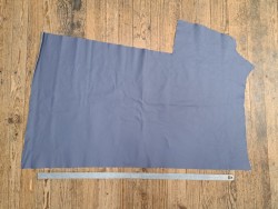 Bande de cuir de vache lisse - Bleu pastel - A - Cuir en Stock