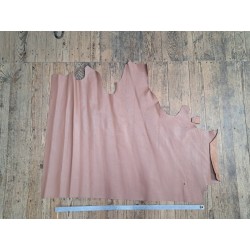 Morceau de cuir de taurillon - Beige nude - Cuir en Stock