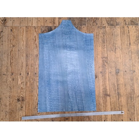 morceau rectangulaire 82x52 cm - nuancé bleu - crocodile - cuir en stock
