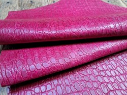 morceau rectangulaire 82x52 cm - rose framboise - crocodile - cuirenstock