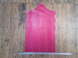 morceau rectangulaire 82x52 cm - rose - caïman - cuir en stock