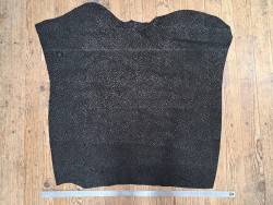 Peau de veau velours noir - félin - maroquinerie - cuir en stock
