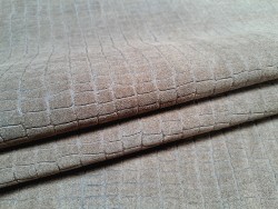 Peau de veau velours - brun - crocodile - maroquinerie - cuirenstock