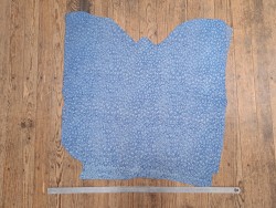 Peau de veau velours - bleu - léopard - maroquinerie - cuir en stock
