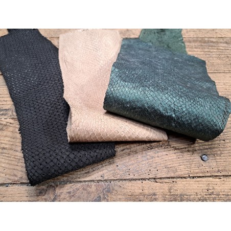 Peau de cuir de poisson - saumon - Cuir marin - Cuir en stock