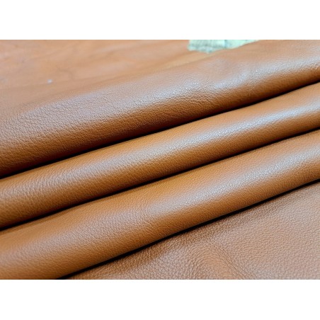 Demi-peau de cuir de veau - camel - maroquinerie - ameublement - cuir en stock