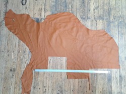 Demi-peau de cuir de veau - camel - maroquinerie - ameublement - cuirenstock