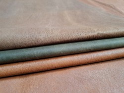 Lot de 3 peaux de cuir stretch - vêtement - divers - Cuir en Stock