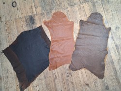 Lot de 3 peaux de cuir stretch - couleurs variées - Cuir en Stock