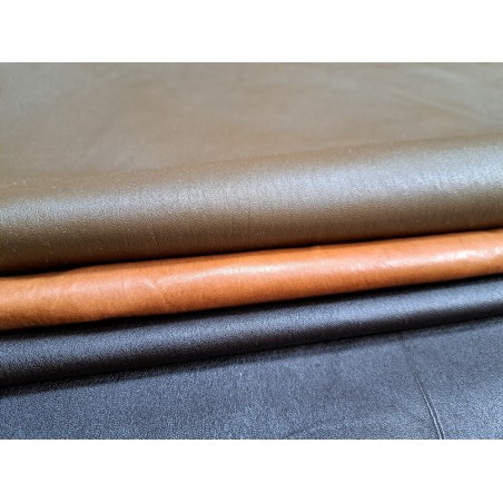Lot de 3 peaux de cuir stretch - vêtements - divers - Cuir en Stock