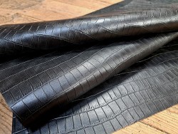 morceau rectangulaire 82x52 cm - noir- crocodile - cuirenstock