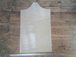 morceau rectangulaire 82x52 cm - crème - caïman - cuir en stock