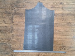 morceau rectangulaire 82x52 cm - caïman - gris cendre - crocodile - cuir en stock