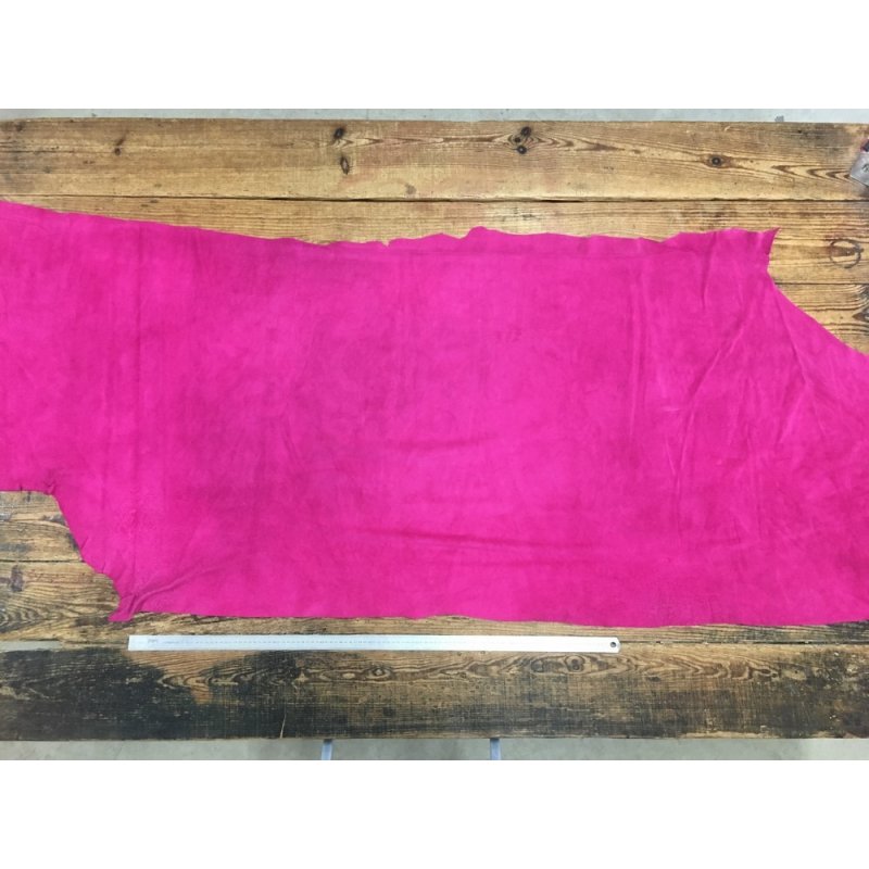 Croûte de cuir velours rose fushia cuir en stock Croûte de cuir velours rose fushia cuir en stock