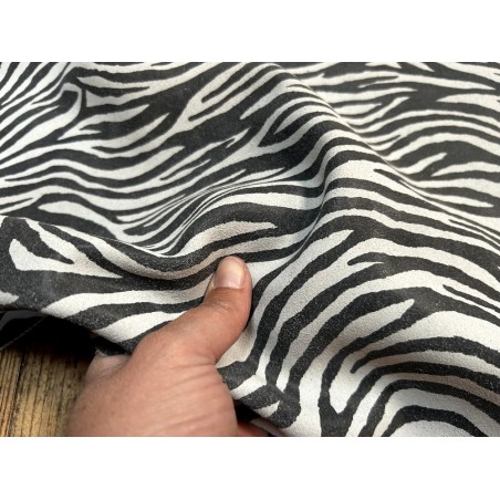 Peau de veau velours façon zèbre, noir et blanc - Cuir en Stock