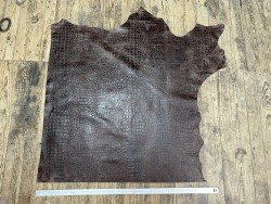 Bande de cuir de veau - effet croco - marron vieilli - maroquinerie - Cuirenstock