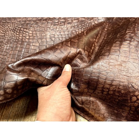 Bande de cuir de veau - effet croco - marron vieilli - maroquinerie - Cuirenstock