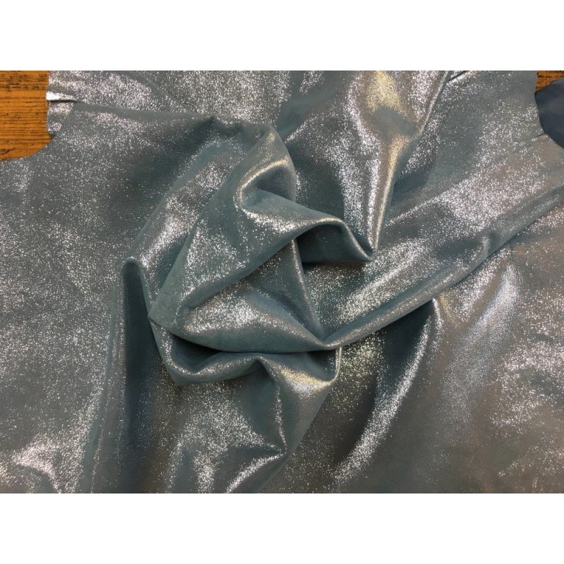 peau de chèvre velours pailleté bleu ciel cuir en stock peau de chèvre velours pailleté bleu ciel cuir en stock