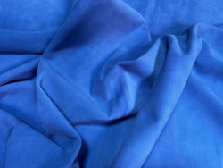 Grande peau de veau velours bleu azur - Cuir en Stock