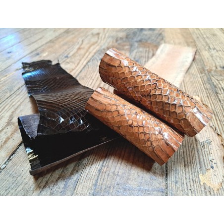 2 peaux de cuir de serpent - E - Cuir en Stock