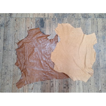 Lot de 2 peaux de cuir d'agneaux - Bonnes affaires