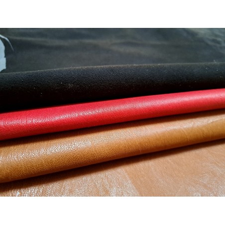 Lot de 3 peaux de cuir stretch - couleurs diverses - Cuir en Stock