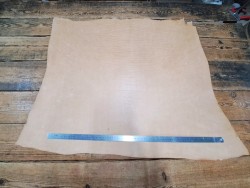 Collet de vache tannage végétal 2,1 mm – cuir naturel 2ᵉ choix