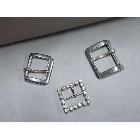 LOT de 3 boucles de ceinture - Nickelé - Bonne affaire
