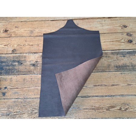 Morceau unique 82x59 - N°9 - Lisse - Marron pullu up - Cuir en Stock