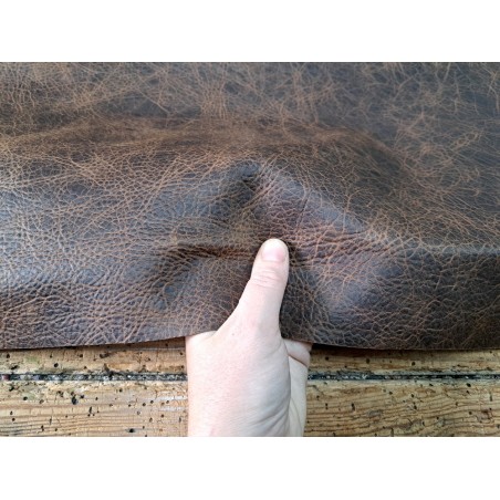 Morceau unique 82x59 - N°11 - Effet vieilli - Marron - Cuir en Stock