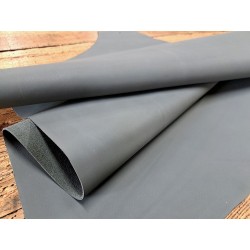 morceau rectangulaire 82x59 cm - uniques - cuir en stock