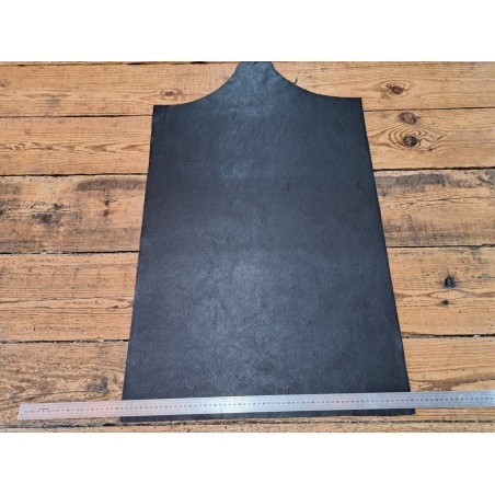 morceau unique - 82x59 - maroquinerie - cuir en stock