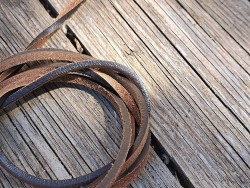 Lacet de cuir carré - 3 mm - Chocolat - Cuir en Stock