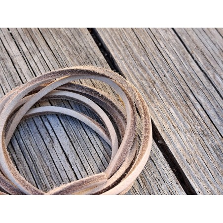 Lacet de cuir carré - 3 mm- Nubuck beige - Cuir en Stock