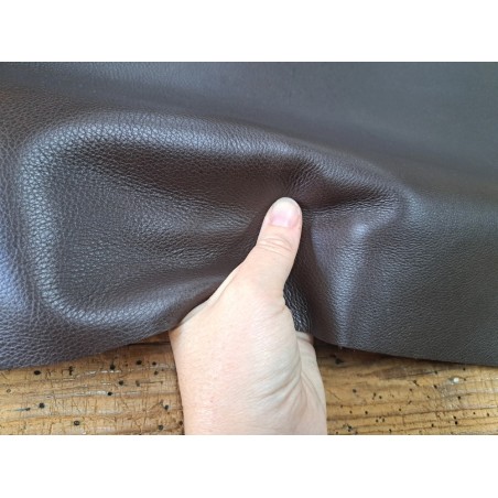 Morceau unique 82x59 - N°9 - Grainé - Marron foncé - Cuir en Stock