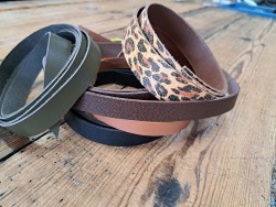 5 bandes de cuir classique ou à effet - 2ème choix