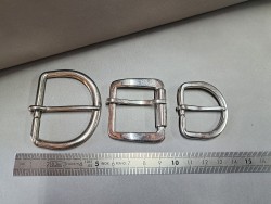 LOT de 3 boucles de ceinture - A - Cuirenstock