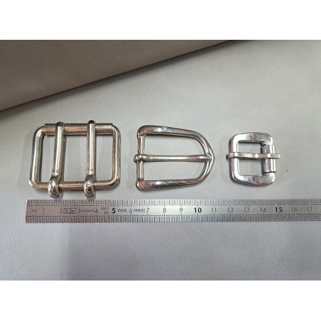 LOT de 3 boucles de ceinture - B - Bonne affaire