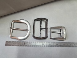 LOT de 3 boucles de ceinture - C - Cuirenstock