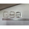 LOT de 3 boucles de ceinture - G - Nickelé - Bonne affaire