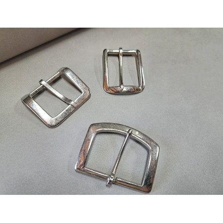 LOT de 3 boucles de ceinture - P - Bonne affaire