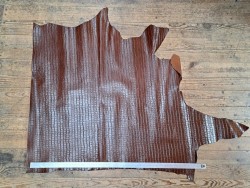 Morceau de cuir de vachette grain crocodile - Brun acajou - B