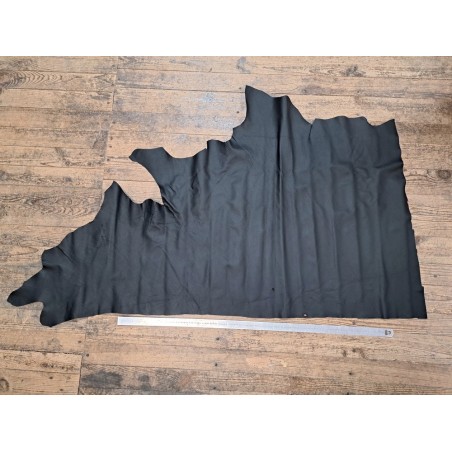 Morceau de cuir de vache grainé - Noir mat - Cuir en Stock